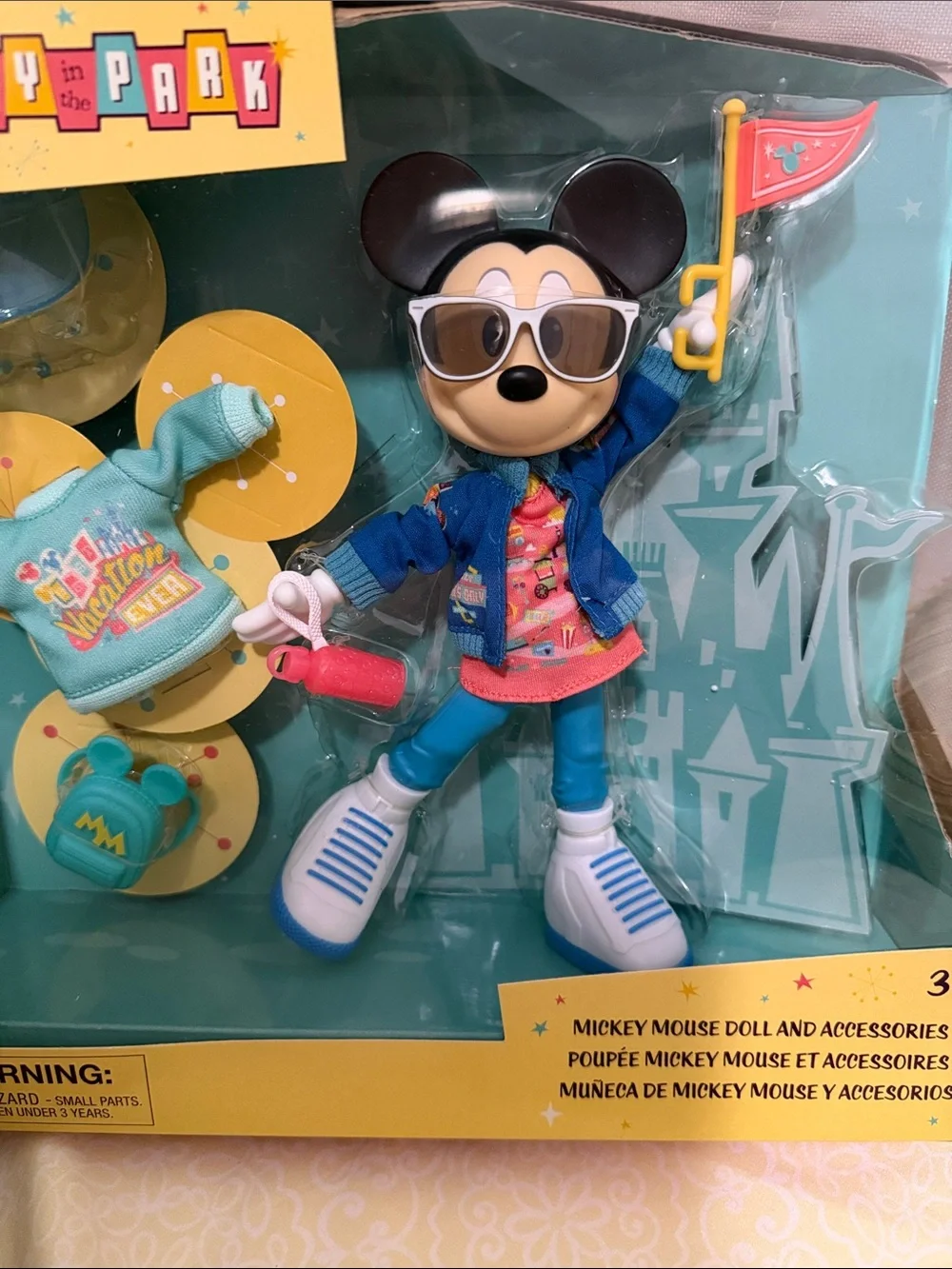 Disney Mickey Mouse Doll &Accessories. Play in the Park Mickey Mouse